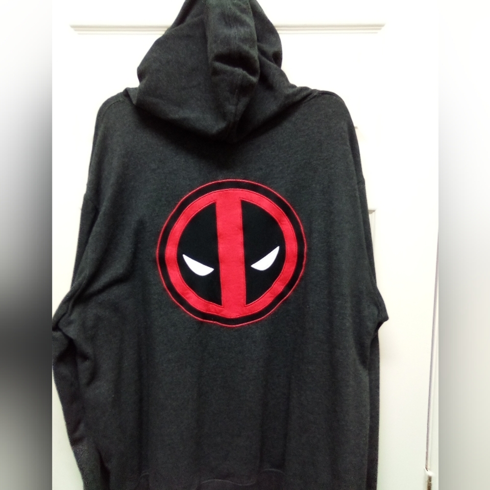 Deadpool Backpack - Picture 6 of 6